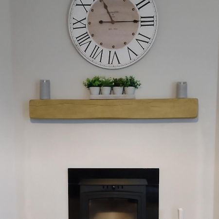 Mournes Snug Villa Newcastle  Bagian luar foto
